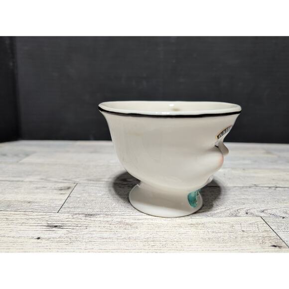 Bailey's Irish Cream Yum Limited Edition Winking Man Coffee Mug Chip/Crack Free - Picture 4 of 6